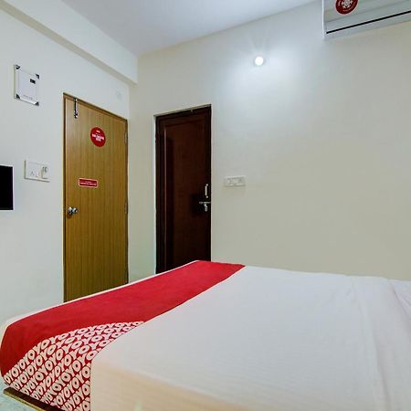 Hotel O Varcity Comforts Near Ragigudda Sri Prasanna Anjaneyaswamy Temple Bangalore Esterno foto