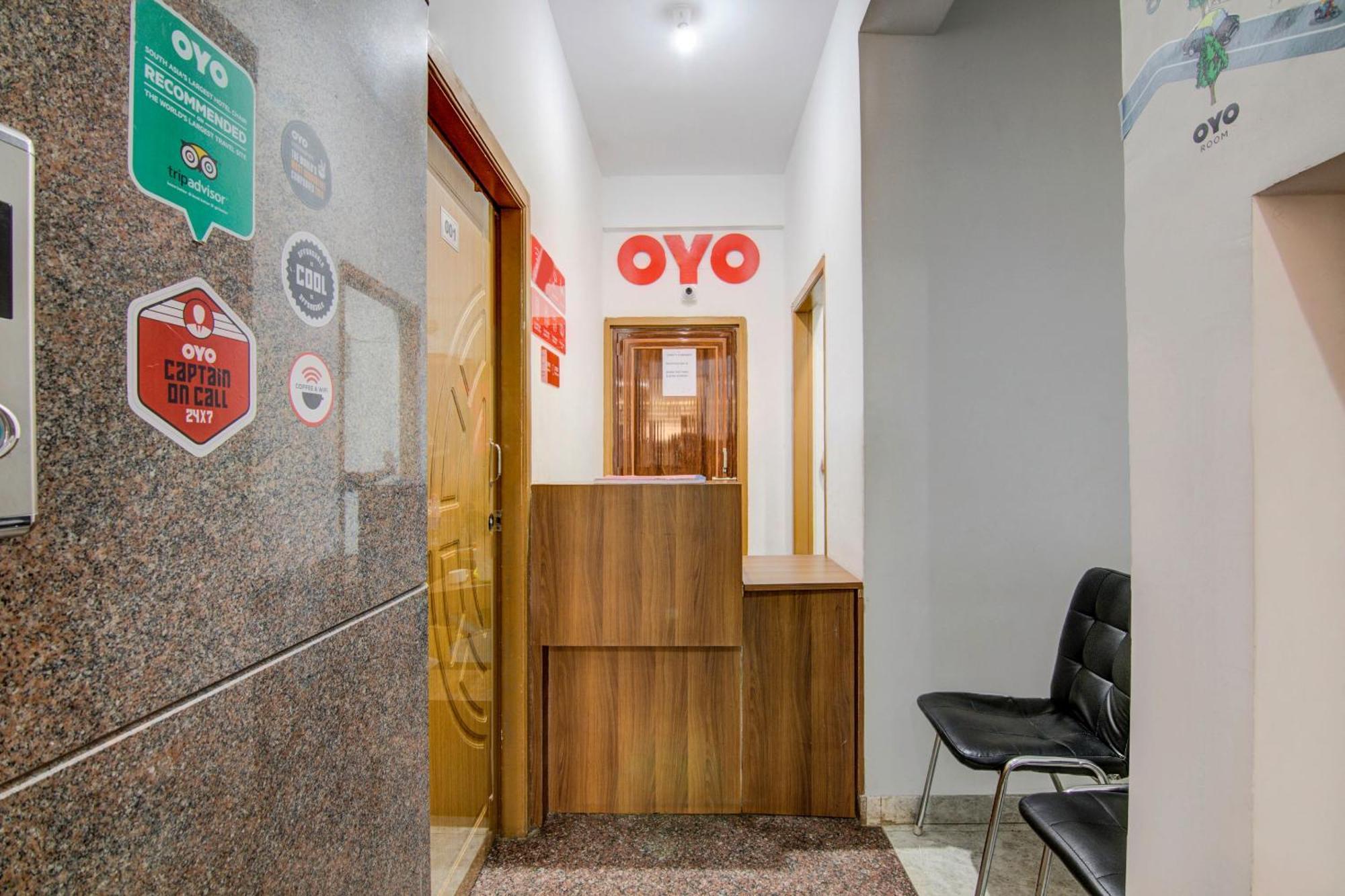 Hotel O Varcity Comforts Near Ragigudda Sri Prasanna Anjaneyaswamy Temple Bangalore Esterno foto