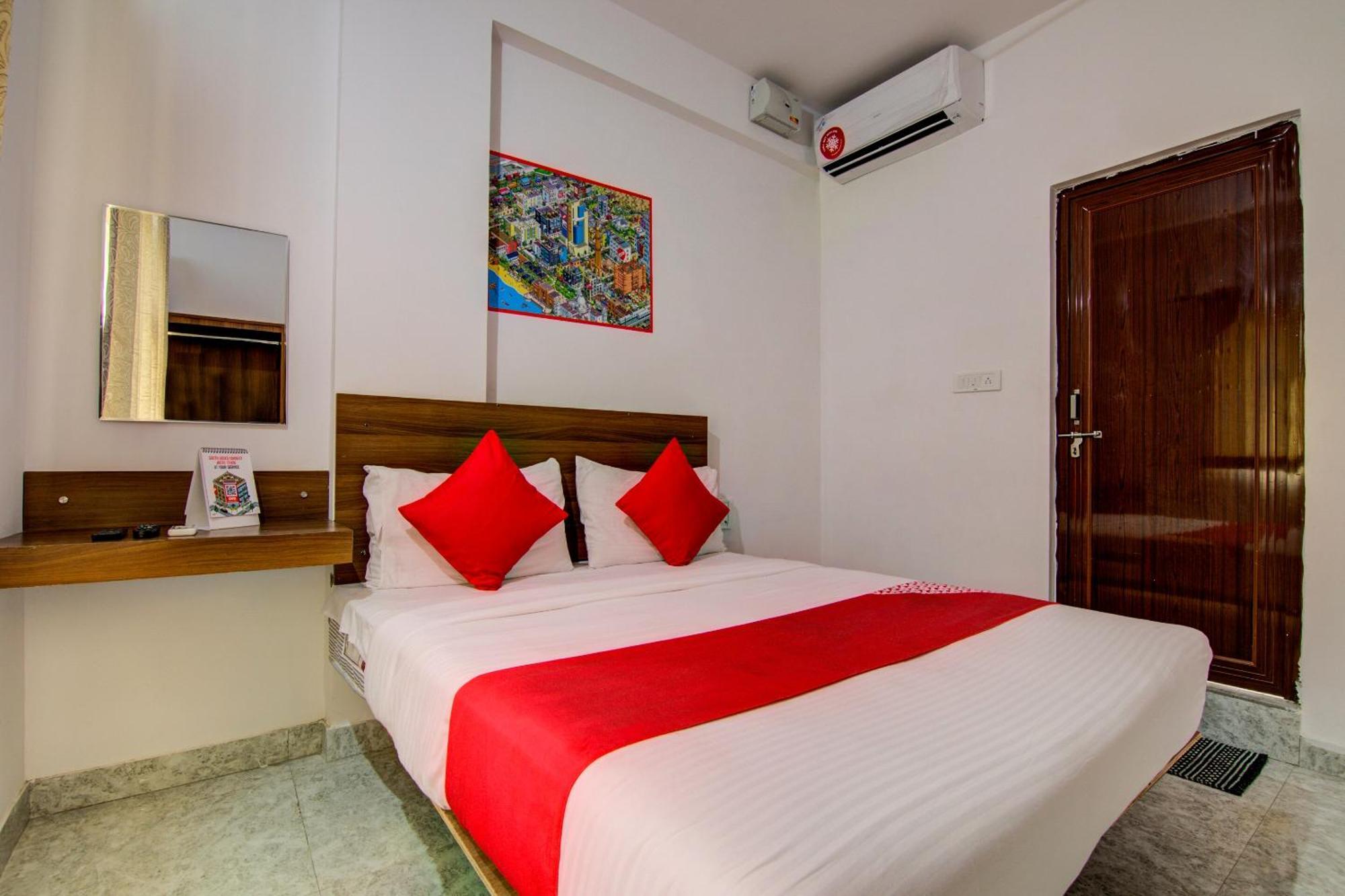 Hotel O Varcity Comforts Near Ragigudda Sri Prasanna Anjaneyaswamy Temple Bangalore Esterno foto